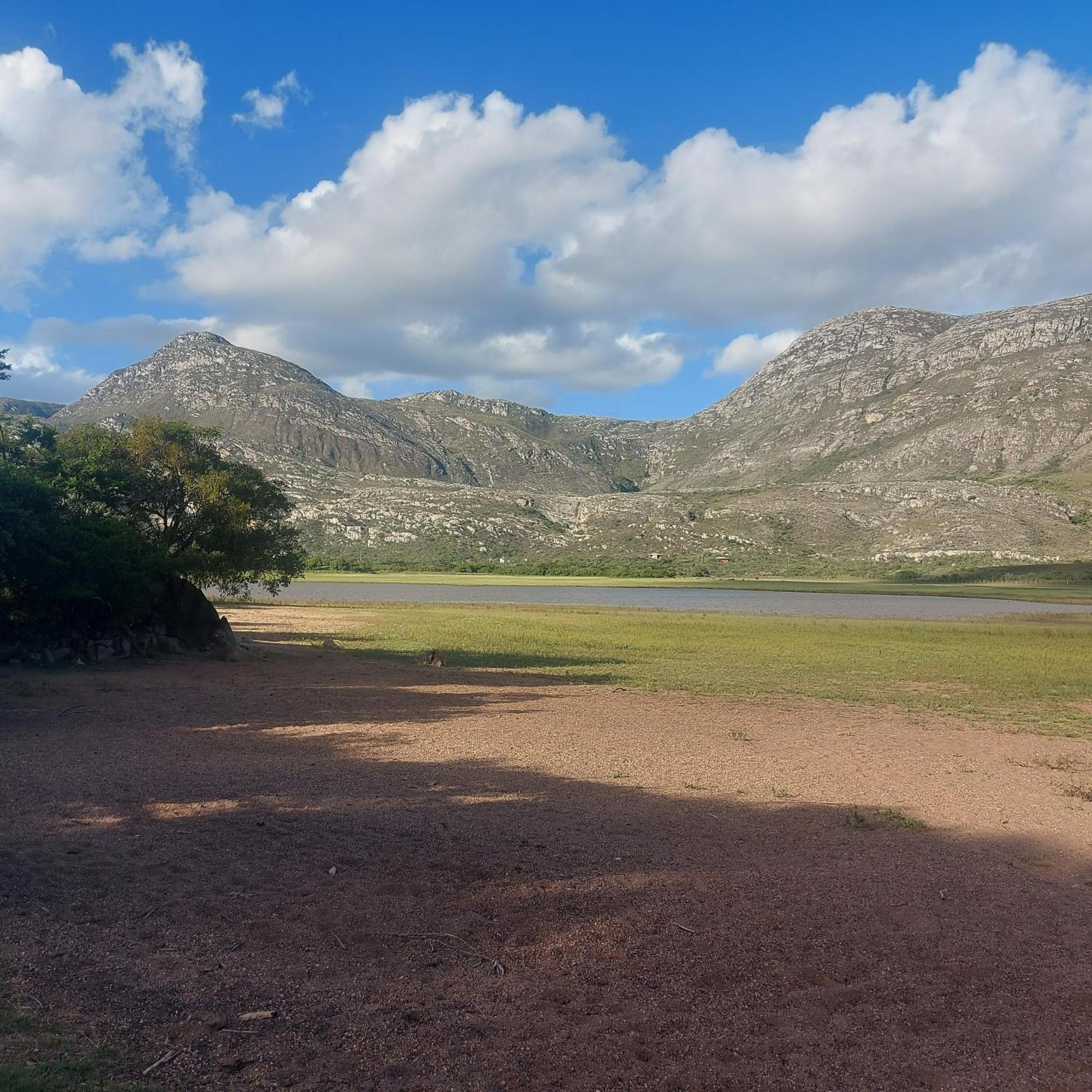 Casas E Apartamentos Da Praia, Lapinha Na Beira Do Lago Santana Do Riacho Εξωτερικό φωτογραφία